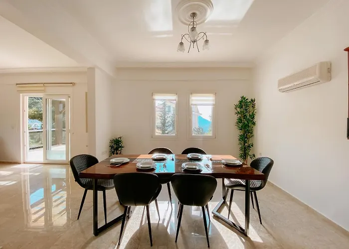 Villa Ladywell